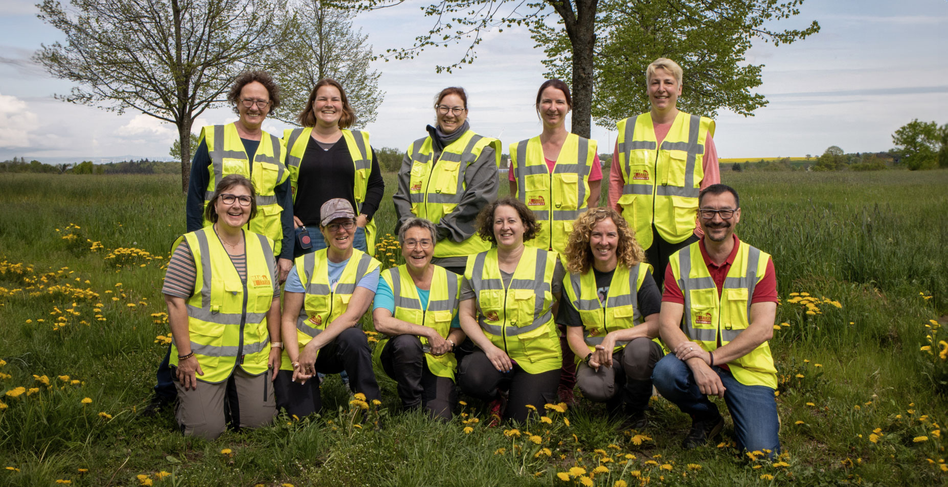 Die Mantrailerstaffel bei der gemeinsamen Rettungshundearbeit